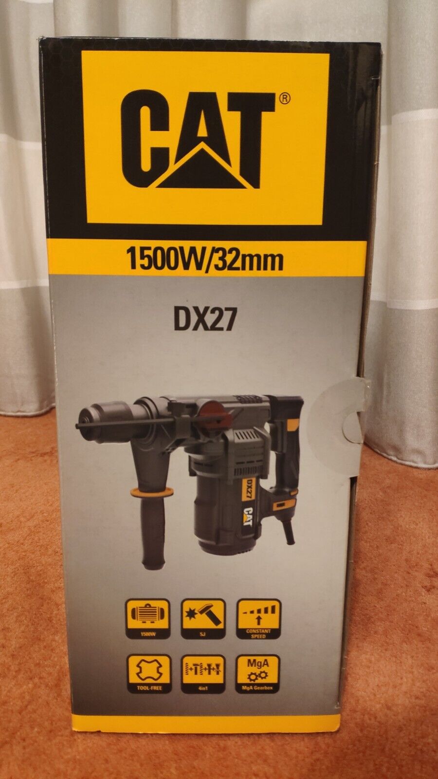 CAT DX27 1500W 32mm SDS Rotary Hammer Drill with Carry Case